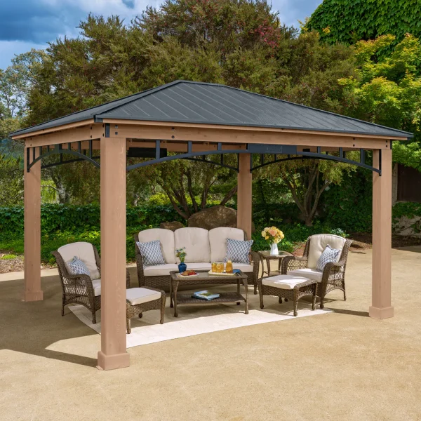 12 x 14 patio gazebo with steel fence - Image 3