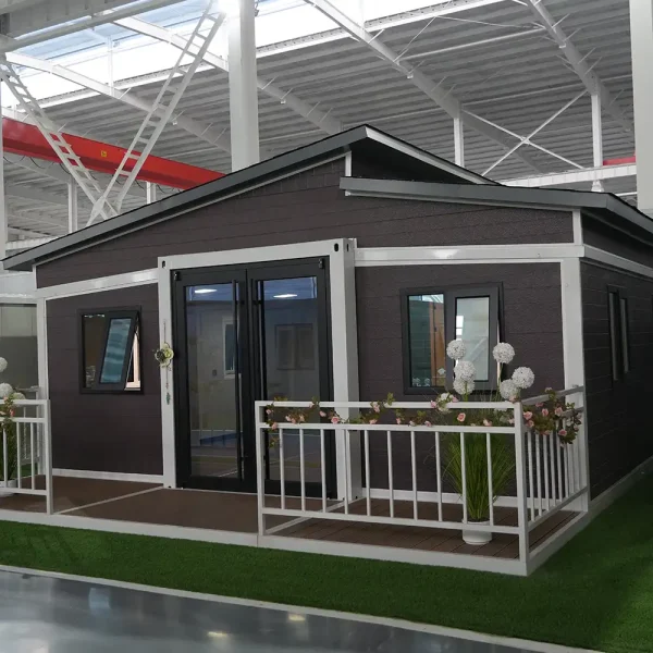 EXPANDABLE HOUSE
